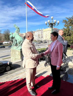 13. mart 2025. Predsednica Narodne skupštine i predsednik Republike Burundi