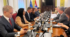25 February 2025 The representatives of the National Assembly opposition parliamentary groups in meeting with the European Parliament rapporteur for Serbia