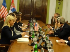 11. јул 2016. Председница Народне скупштине Маја Гојковић са помоћником државног секретара САД Викторијом Нуланд